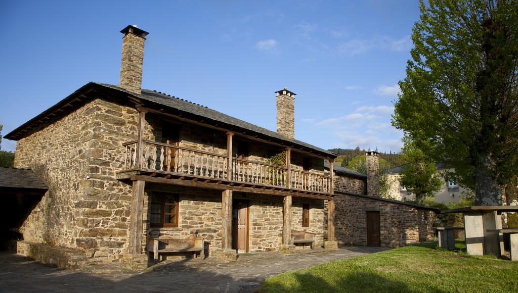 Casa Bouza Guest House Becerrea Exterior photo
