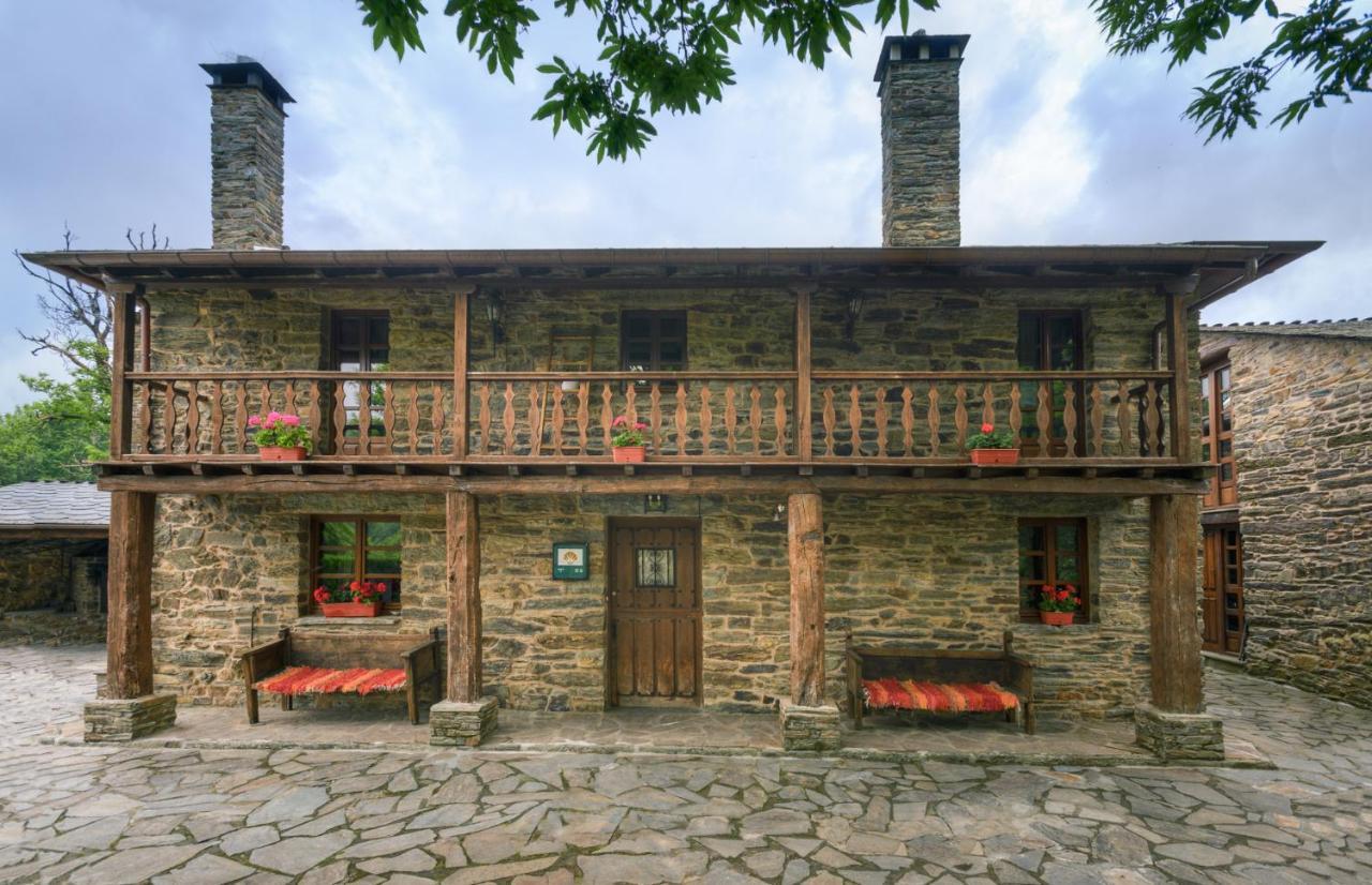 Casa Bouza Guest House Becerrea Exterior photo
