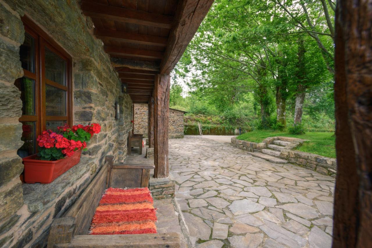 Casa Bouza Guest House Becerrea Exterior photo