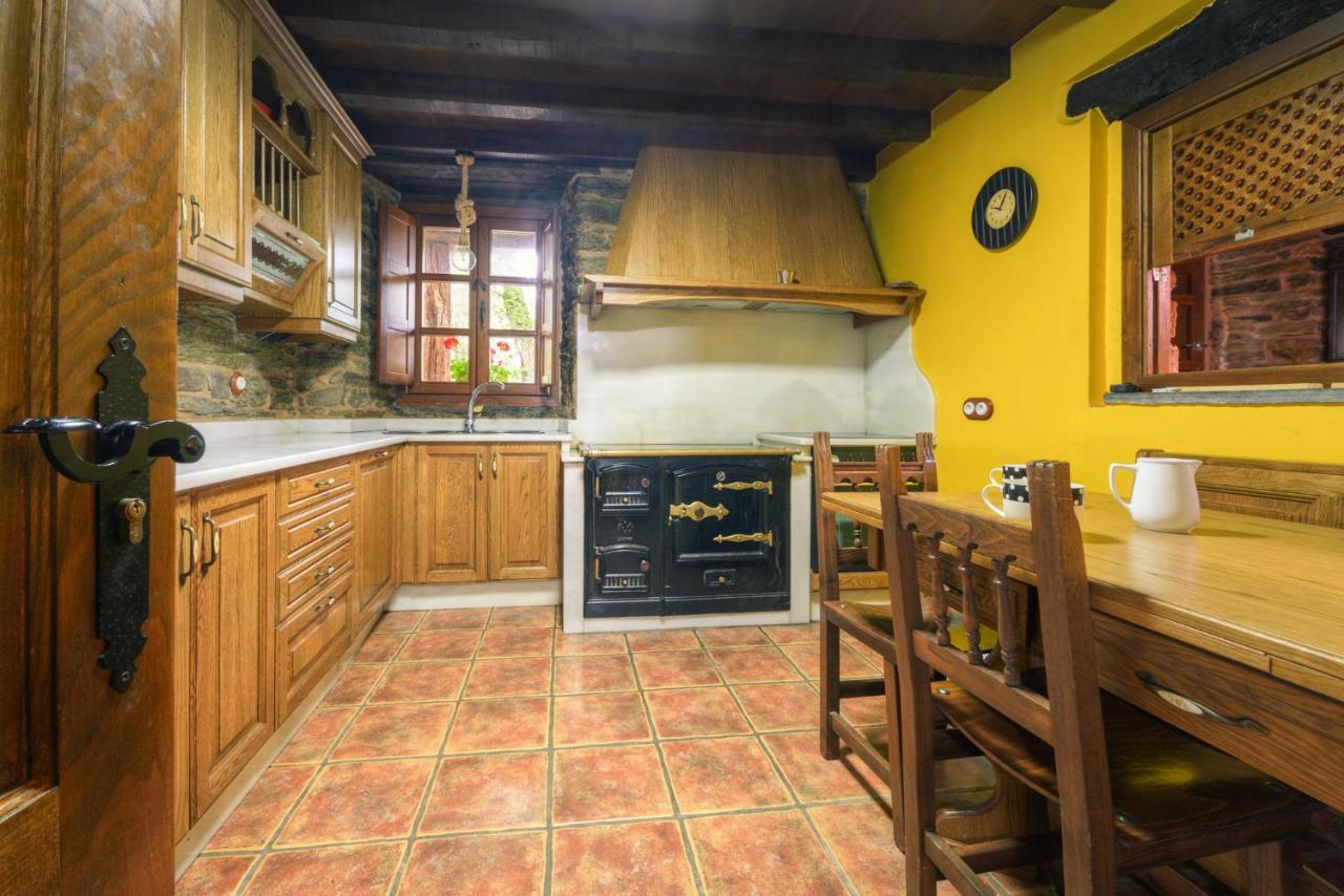 Casa Bouza Guest House Becerrea Exterior photo